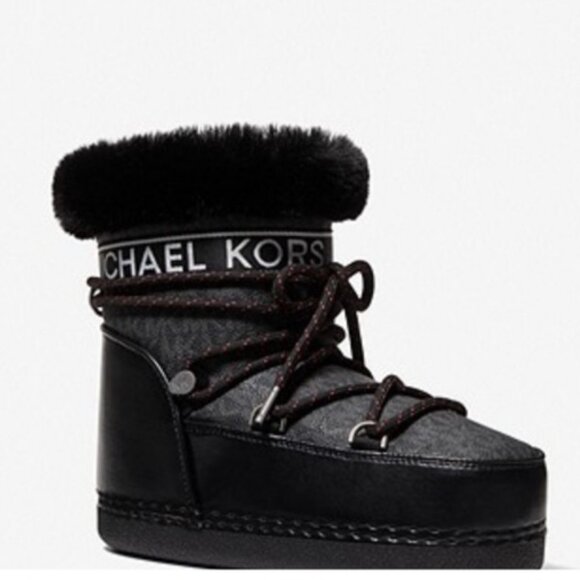 Michael Kors Zelda Monogram Snow Boots - Picture 3 of 6